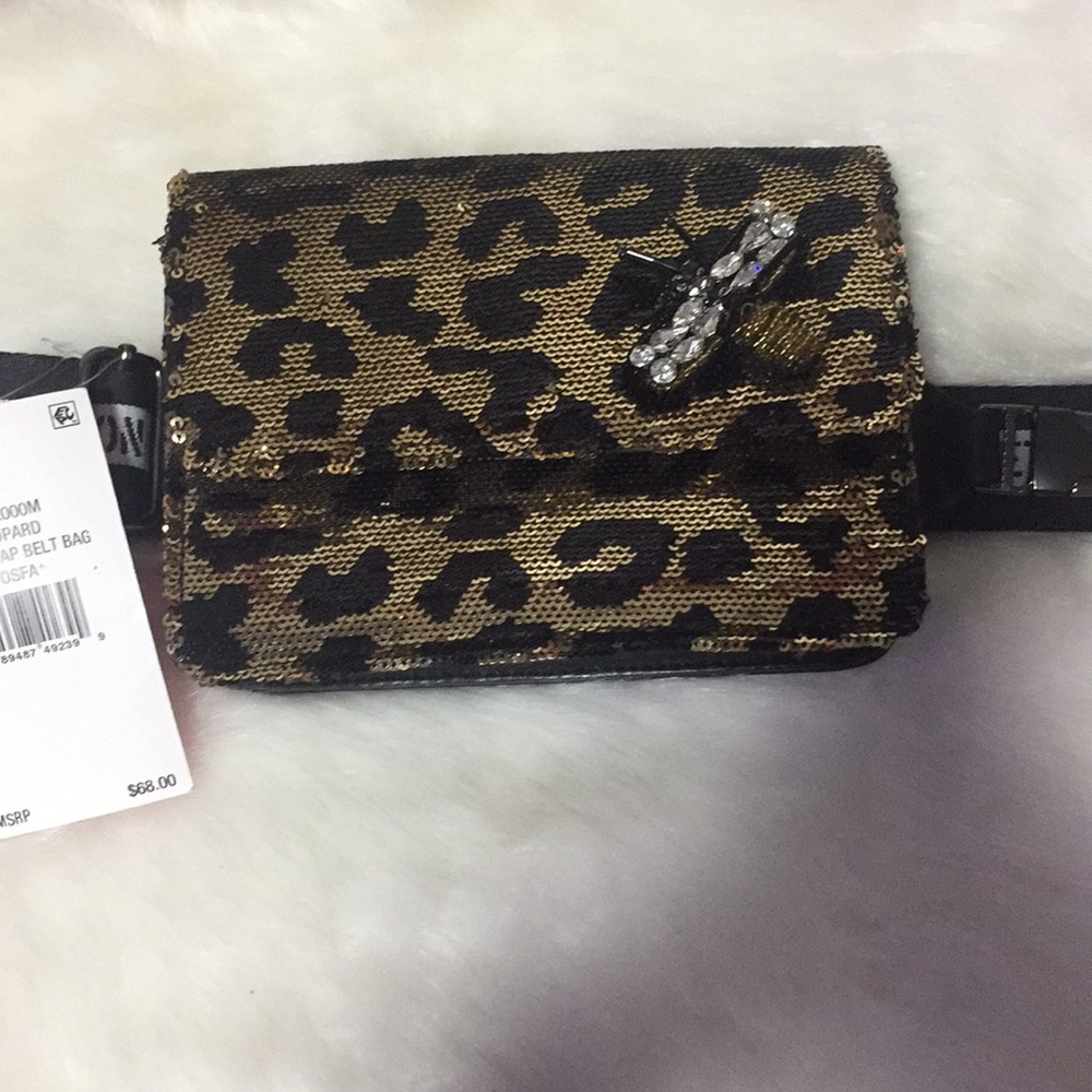 New betsey Johnson leopard belt bag
